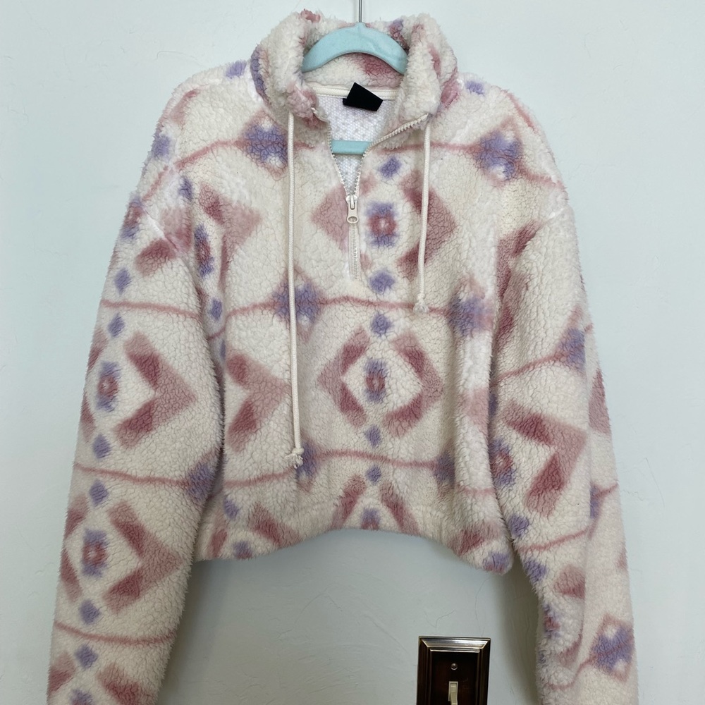 pacsun cropped sherpa sweatshirt